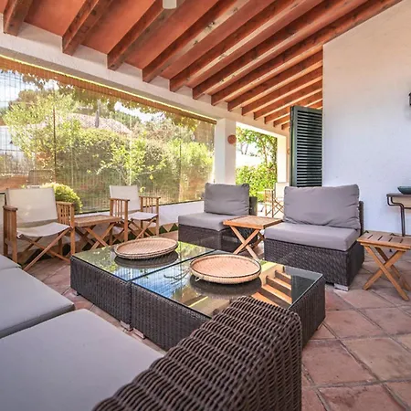 Tarracohomes, Con Terraza Cerca De La Playa Vilafortuny